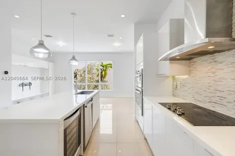 10471 NW 66th Street Doral FL 33178