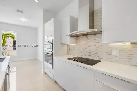 10471 NW 66th Street Doral FL 33178