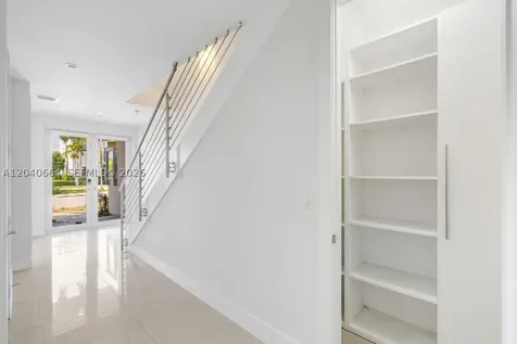 10471 NW 66th Street Doral FL 33178