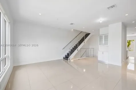 10471 NW 66th Street Doral FL 33178