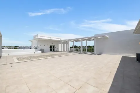 10471 NW 66th Street Doral FL 33178