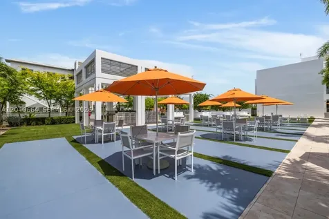 10471 NW 66th Street Doral FL 33178
