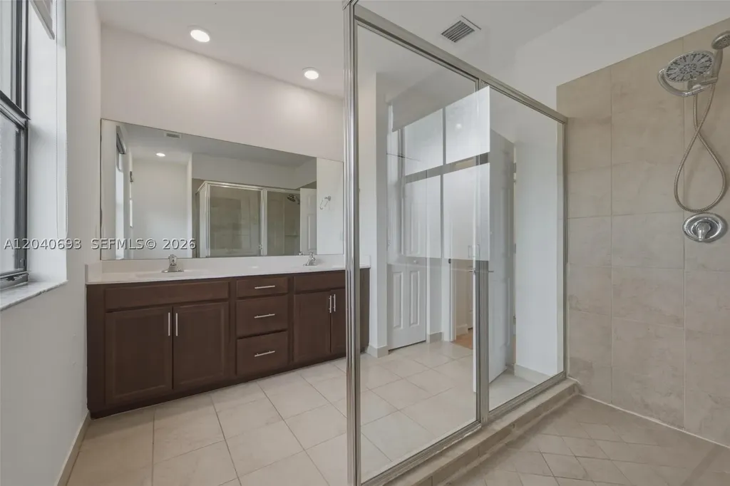 2821 SW 17th Avenue Fort Lauderdale FL 33315