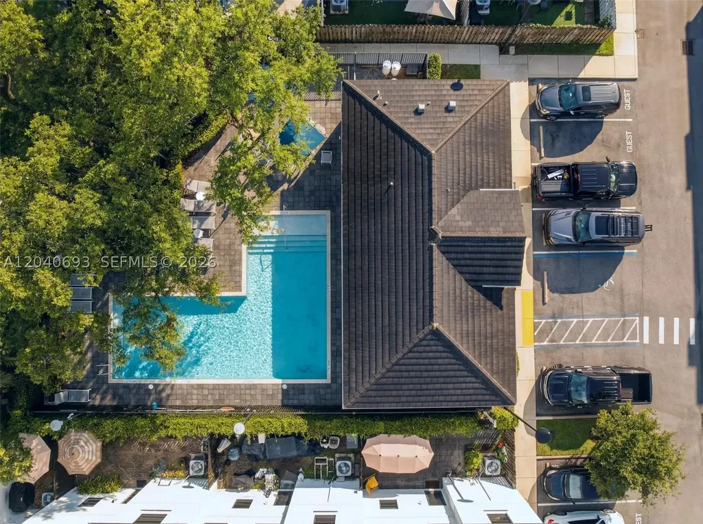 2821 SW 17th Avenue Fort Lauderdale FL 33315