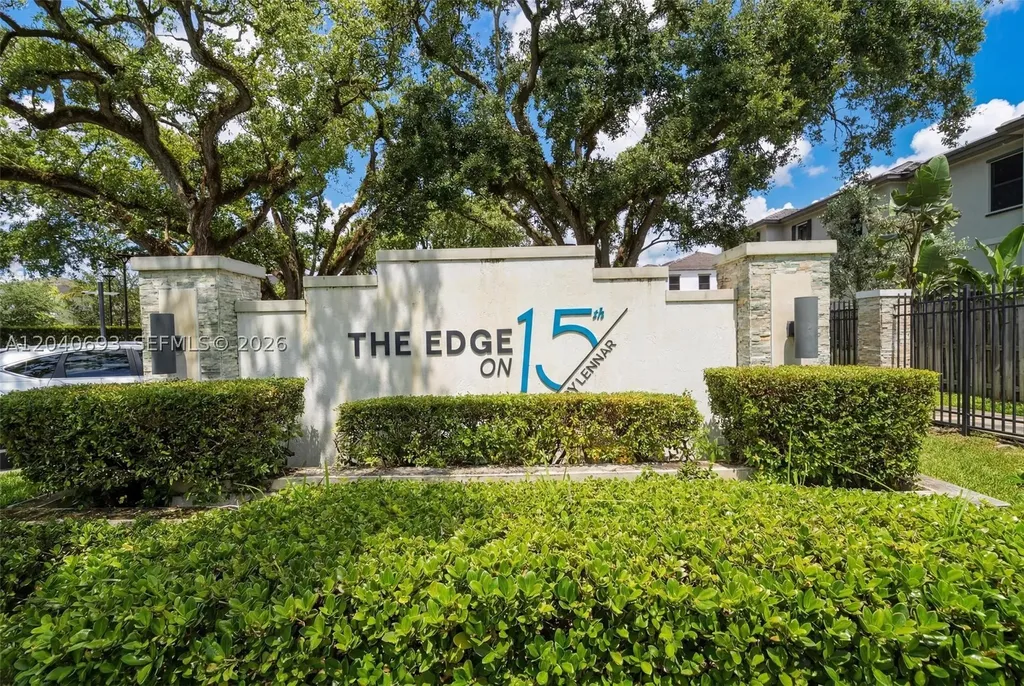 2821 SW 17th Avenue Fort Lauderdale FL 33315