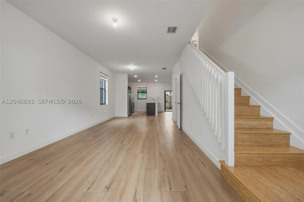 2821 SW 17th Avenue Fort Lauderdale FL 33315