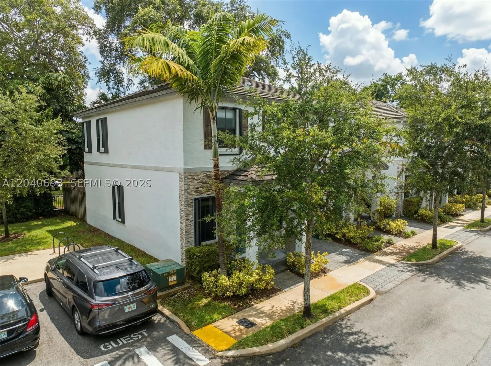 2821 SW 17th Avenue Fort Lauderdale FL 33315