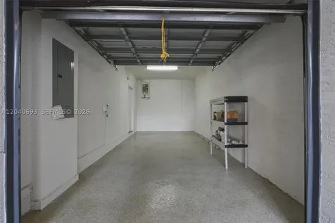 2821 SW 17th Avenue Fort Lauderdale FL 33315