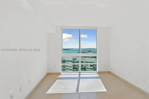 218 SE 14th Street Miami FL 33131
