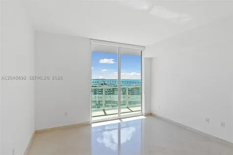 218 SE 14th Street Miami FL 33131