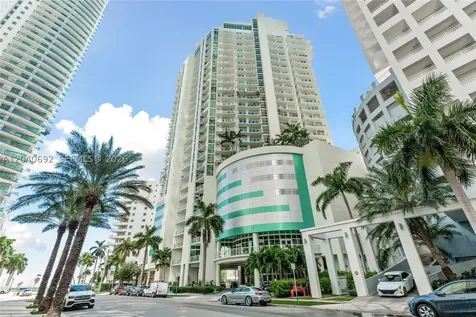 218 SE 14th Street Miami FL 33131