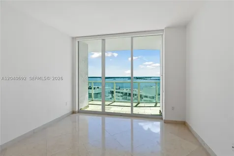 218 SE 14th Street Miami FL 33131