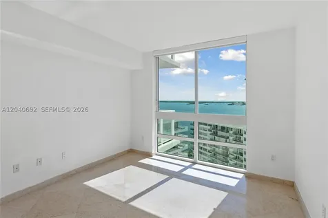 218 SE 14th Street Miami FL 33131