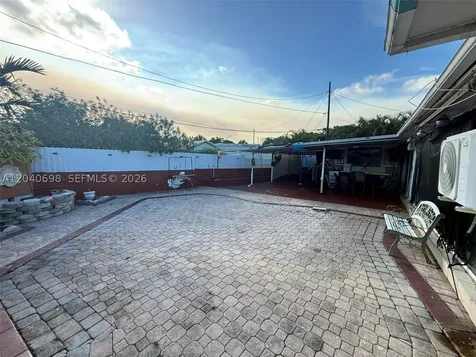 202 To To Lo Chee Drive Hialeah FL 33010
