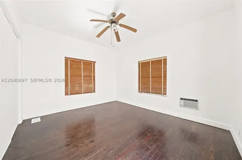 160 NE 44th Street Miami FL 33137