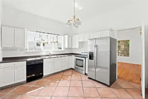 160 NE 44th Street Miami FL 33137