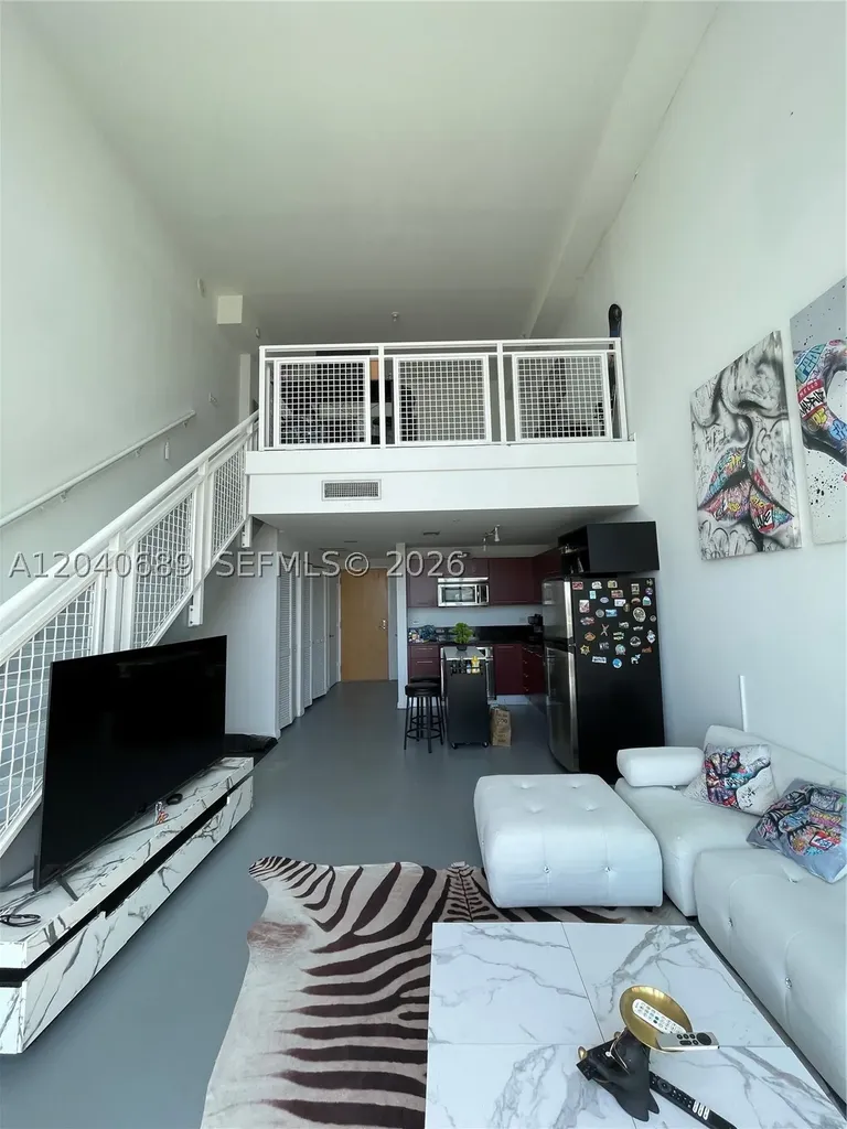 253 NE 2nd Street Miami FL 33132