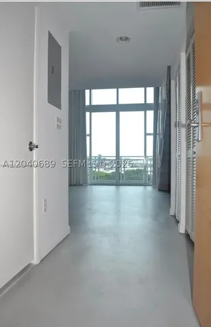 253 NE 2nd Street Miami FL 33132