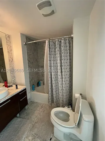 253 NE 2nd Street Miami FL 33132