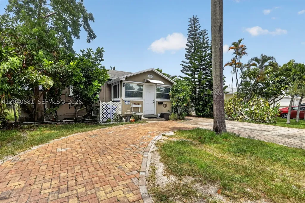 2315 Johnson Street Hollywood FL 33020