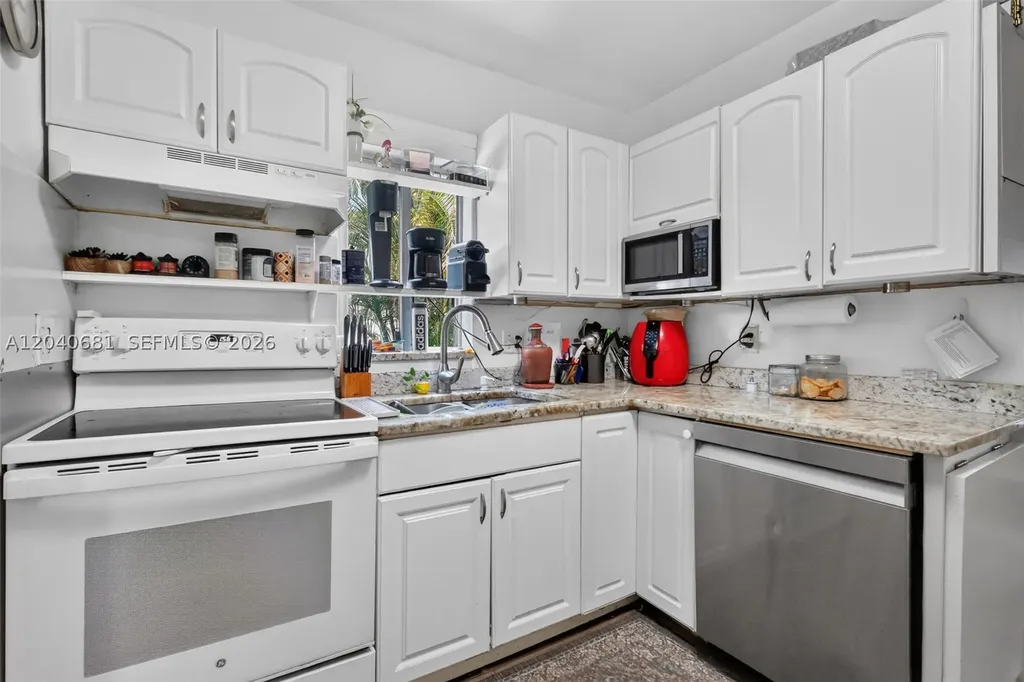 2315 Johnson Street Hollywood FL 33020