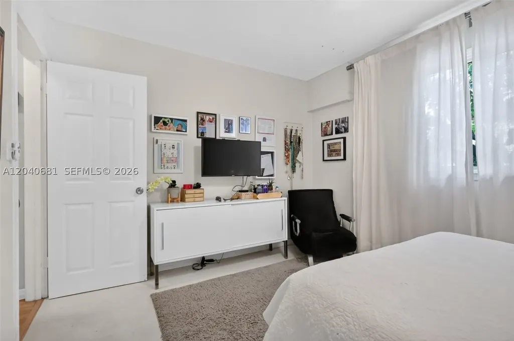 2315 Johnson Street Hollywood FL 33020