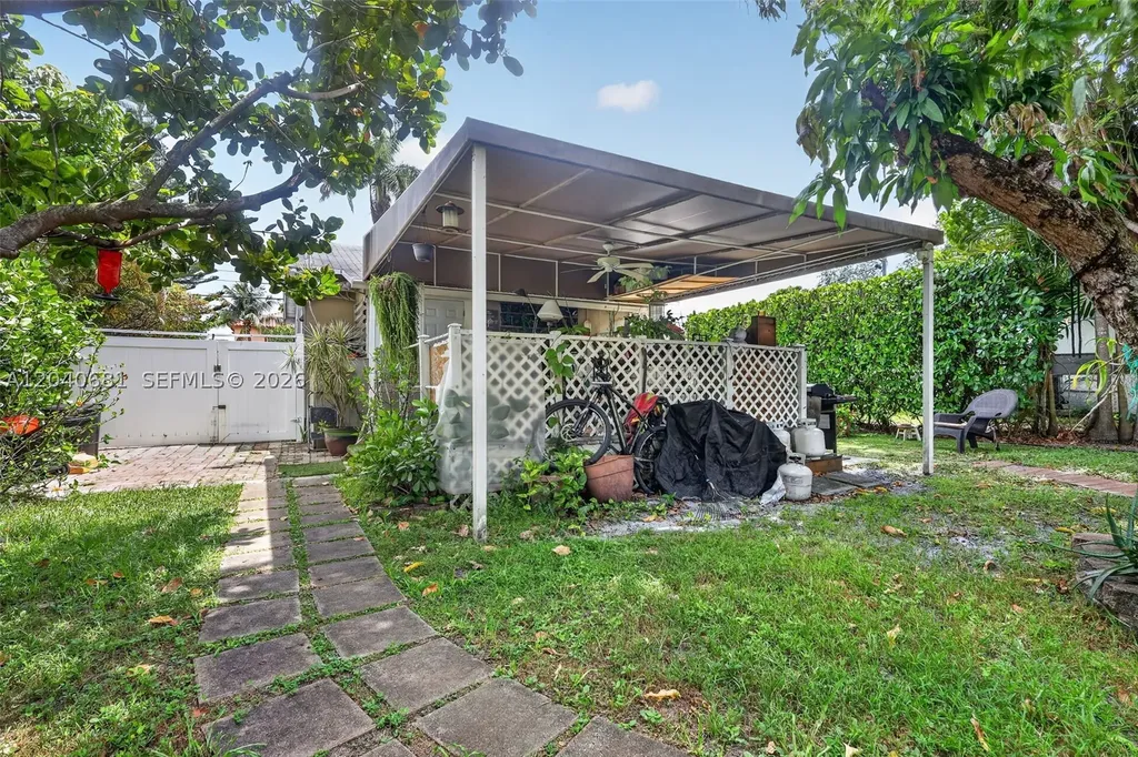 2315 Johnson Street Hollywood FL 33020