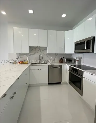 5701 Collins Avenue Miami Beach FL 33140