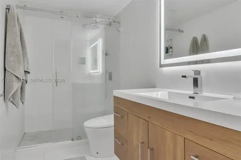 5701 Collins Avenue Miami Beach FL 33140