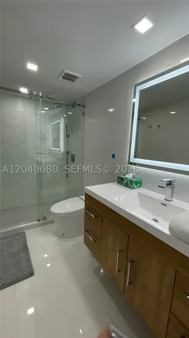 5701 Collins Avenue Miami Beach FL 33140