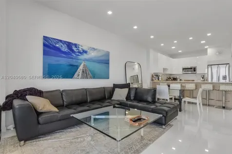 5701 Collins Avenue Miami Beach FL 33140