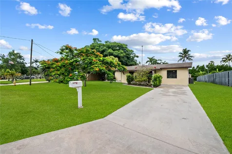 6839 Tradewind Way Lake Worth FL 33462