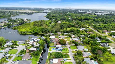 6839 Tradewind Way Lake Worth FL 33462