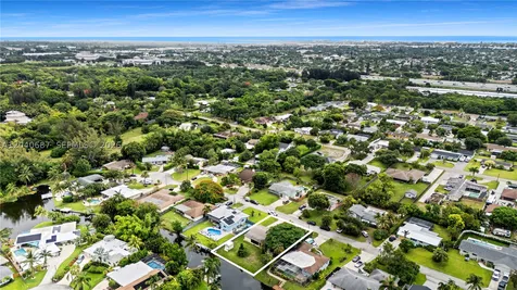6839 Tradewind Way Lake Worth FL 33462