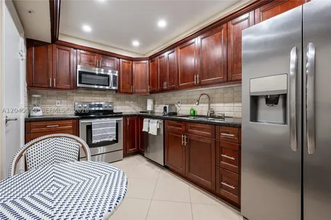 4001 S Ocean Drive Hollywood FL 33019