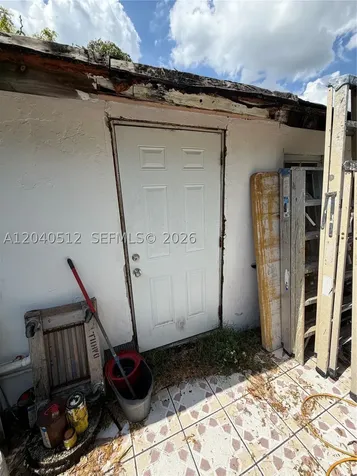 867 NW 109th Street Miami FL 33168