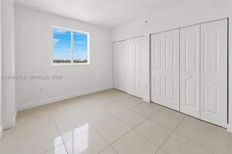 2217 NW 7th Street Miami FL 33125