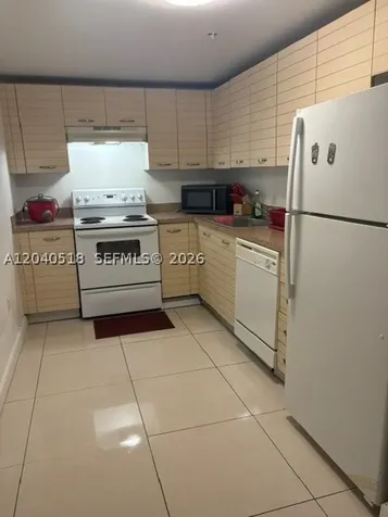 2217 NW 7th Street Miami FL 33125