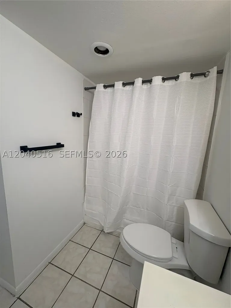 2741 Taft Street Hollywood FL 33020
