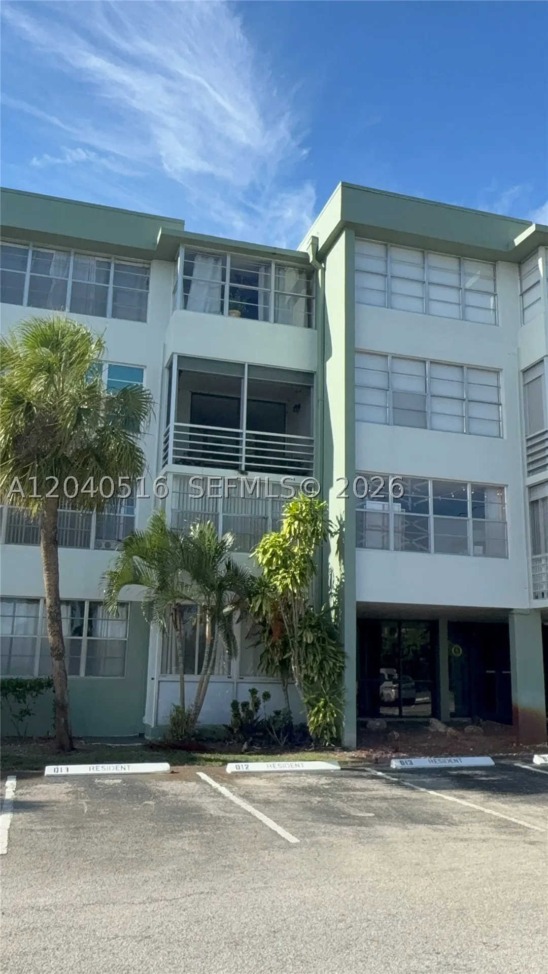 2741 Taft Street Hollywood FL 33020