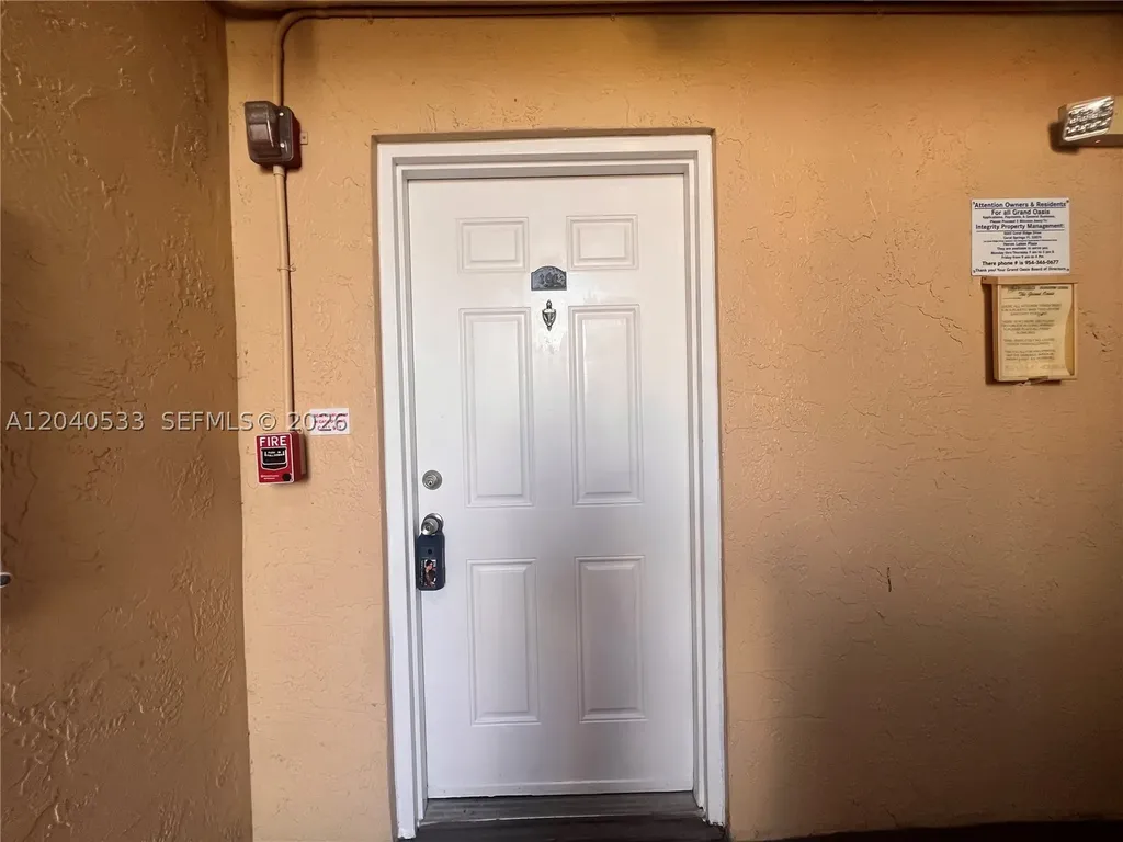 5661 Riverside Drive Coral Springs FL 33067