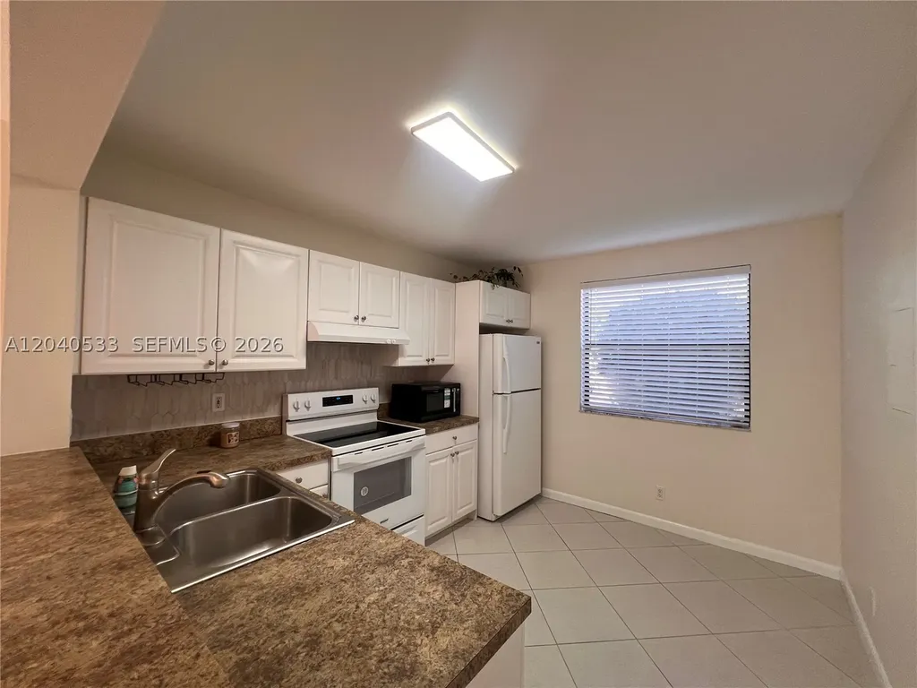 5661 Riverside Drive Coral Springs FL 33067