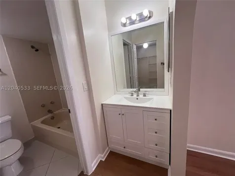 5661 Riverside Drive Coral Springs FL 33067