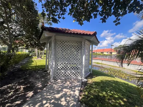 5661 Riverside Drive Coral Springs FL 33067