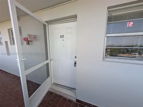 1750 NE 191st Street Miami FL 33179