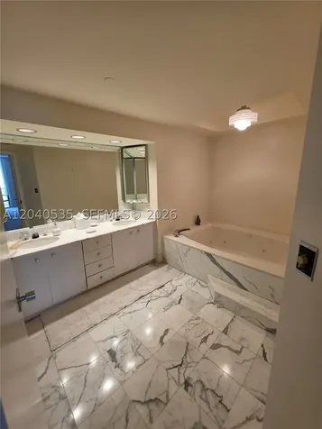 20191 E Country Club Drive Aventura FL 33180