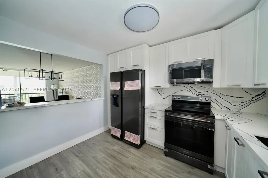 2541 Aragon Boulevard Sunrise FL 33322