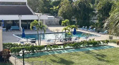 2541 Aragon Boulevard Sunrise FL 33322