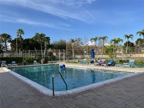 2541 Aragon Boulevard Sunrise FL 33322