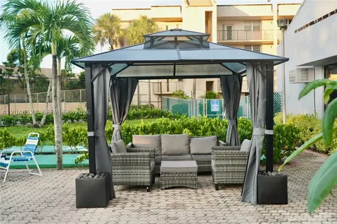 2541 Aragon Boulevard Sunrise FL 33322
